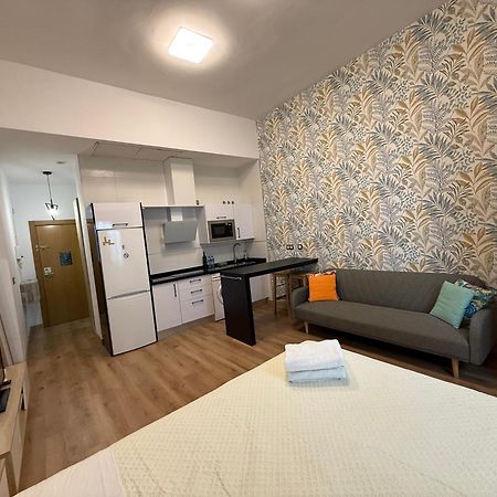 Lovely Studio In The Heart Of Malaga Free Swimming Pool Buitenkant foto