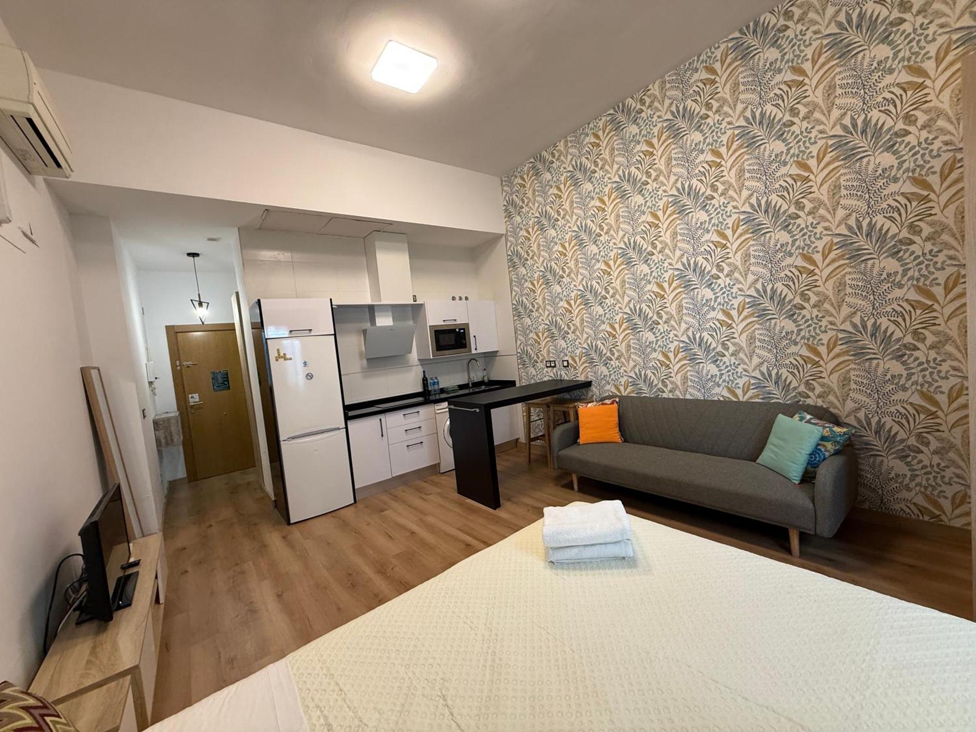 Lovely Studio In The Heart Of Malaga Free Swimming Pool Buitenkant foto